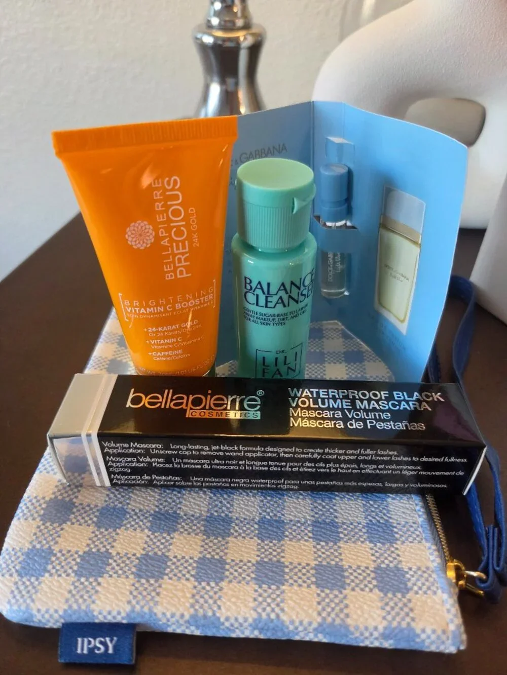 5pc Bundle! Ipsy, Bellapierre, Dolce & Gabbana, Dr Lili Fan